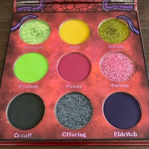Fantasy Cosmetica Warlock palette